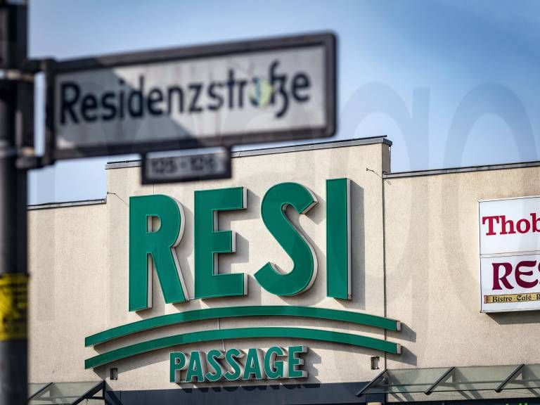 shopping centre - RESI-Passage - berlin