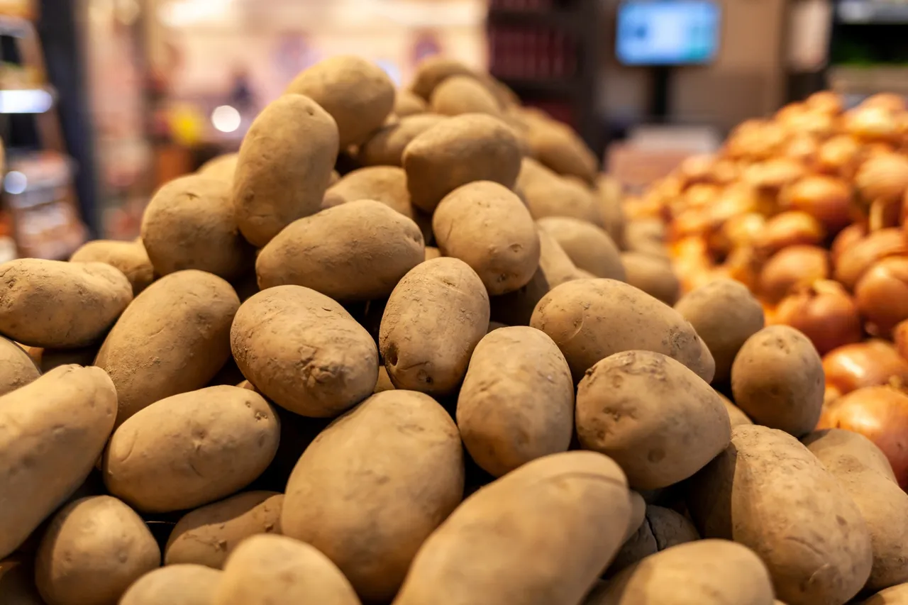 Aldi promocja 31.08: ziemniaki wczesne i ogórki gruntowe do 80% taniej.