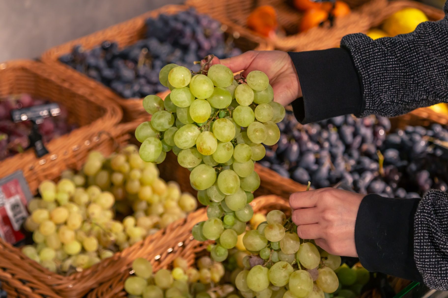 Promocja Netto od dziś: Winogrono jasne za 5,99 zł i jaja 1+1 gratis (5-10.10)