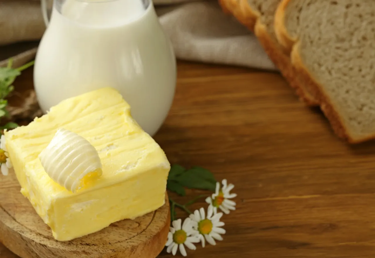 Lidl 26.10-31.10: Masło za pół ceny tylko dzisiaj! Wielkie cięcia cen w Lidlu od poniedziałku