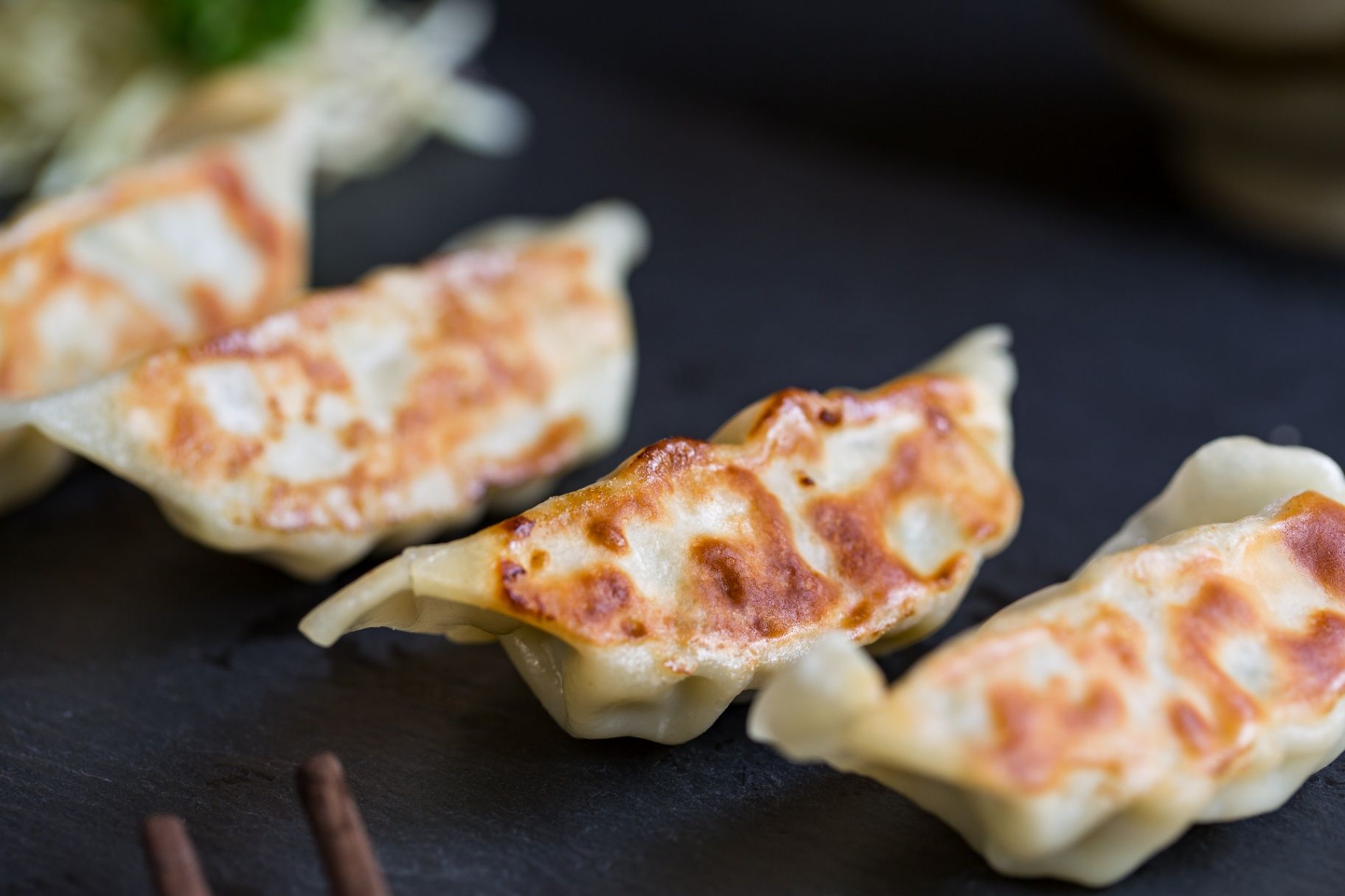 Tydzień azjatycki w Aldi od 26.10 do 31.10: dania gotowe, pierożki gyoza i makaron 1+1 gratis