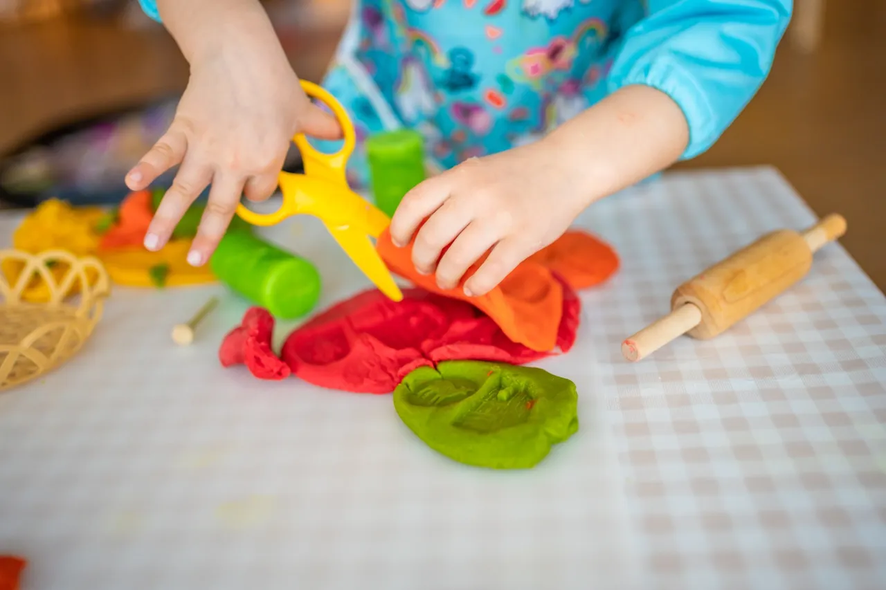 Aldi: promocja na zabawki od 31 października. Play-Doh i klocki Toylino w supercenach