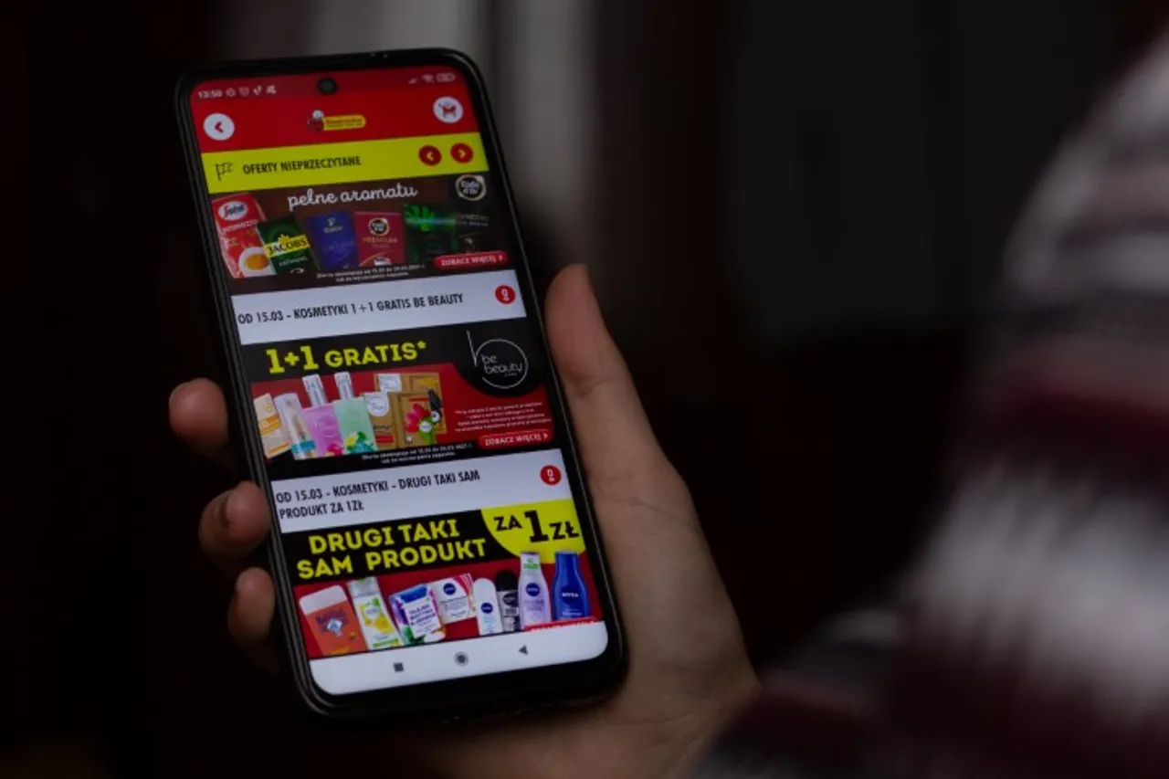 post image - Miliony pobrań aplikacji Biedronki. Jak korzystać z Shakeomatu?