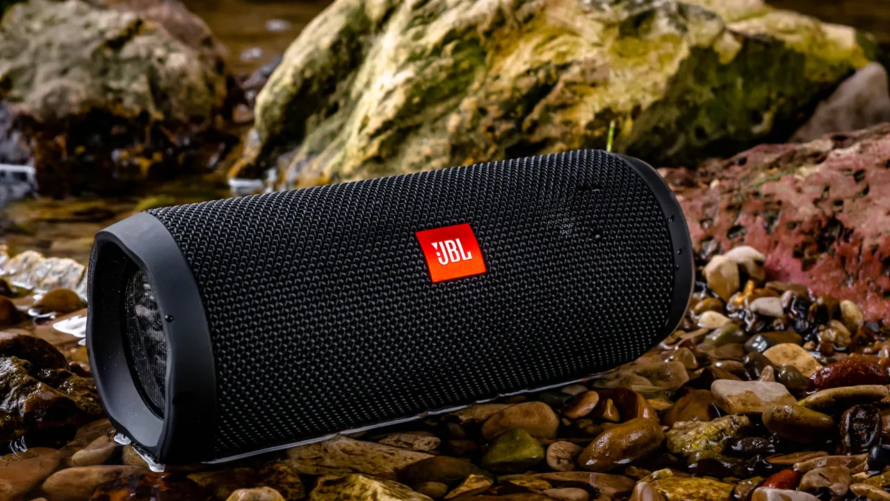 post image - Jaki głośnik przenośny wybrać? Głośniki bezprzewodowe - rodzaje i ranking najlepszych głośników Bluetooth
