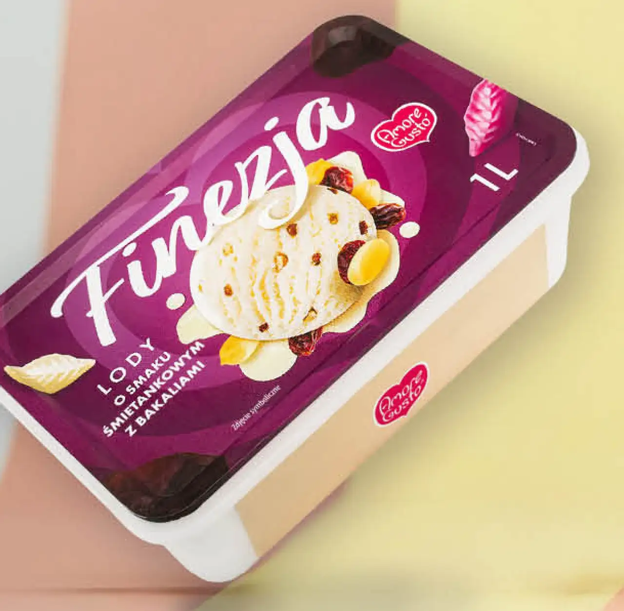 Amore Gusto Finezja Lody o smaku śmietankowym z bakaliami 1 l