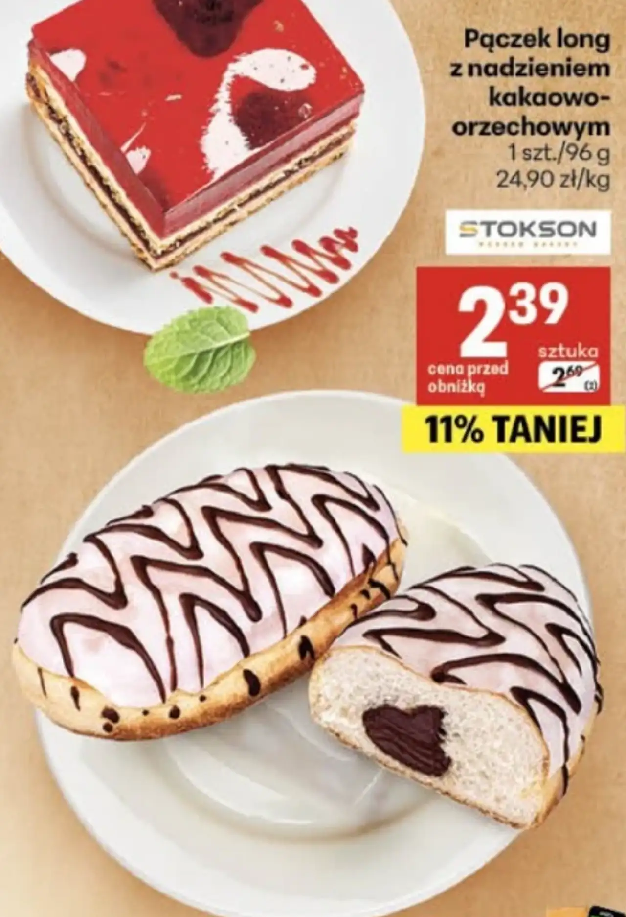 Pączek long z nadzieniem kakaowo-orzechowym