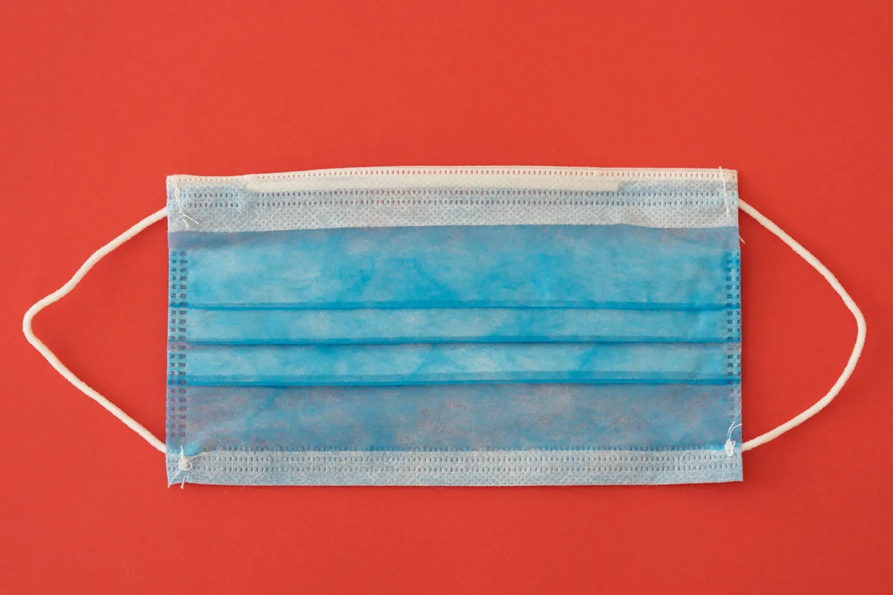 post image - Masques chirurgicaux français: Carrefour, E.Leclerc et Intermarché relèvent le défi