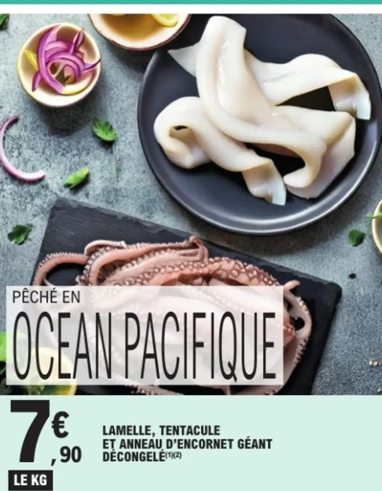 Lamelle, tentacule et anneau d'encornet géant décongelé