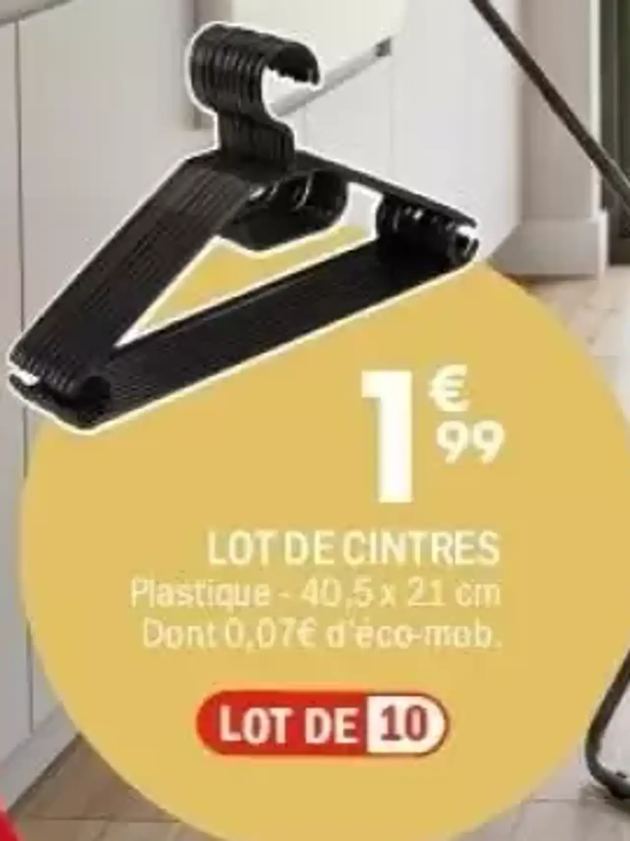 Lot de cintres en plastique