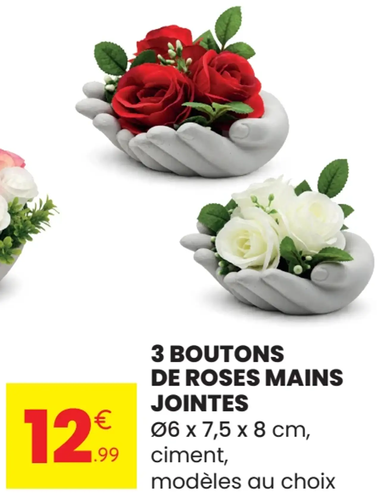 3 boutons de roses mains jointes