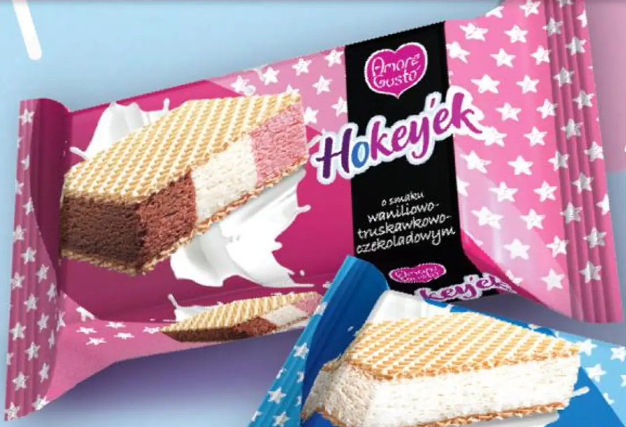 Lody Amore Gusto Hokeyek o smaku waniliowo-truskawkowo-czekoladowym