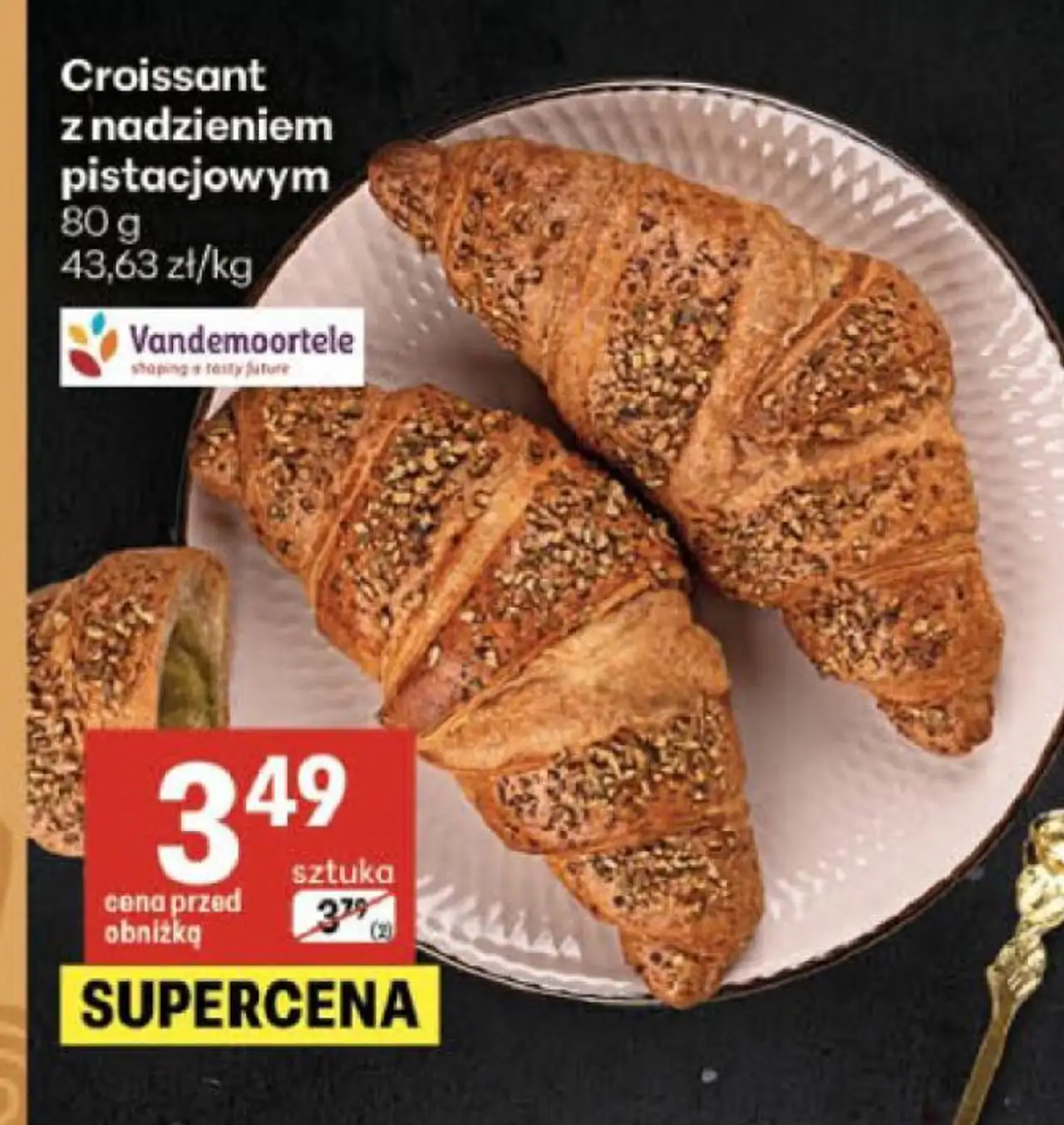 Croissant z nadzieniem pistacjowym